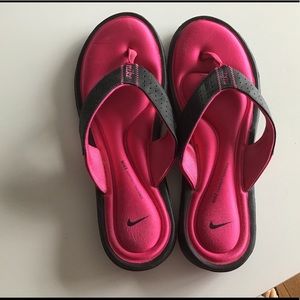 Nike sandals
